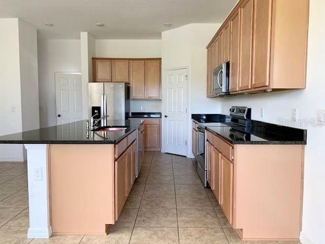 Building Photo - 11049 Bagley Aly