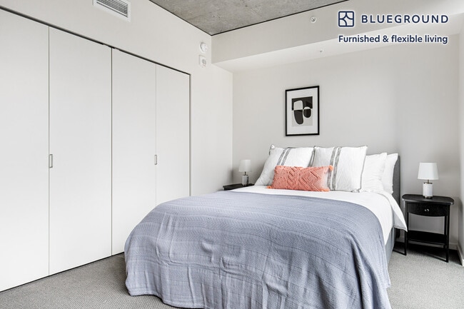 Building Photo - 1823 Minor Ave