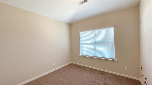 Building Photo - 4201 Abbotts Walk