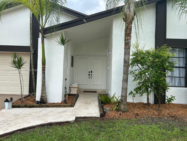Primary Photo - 12800 SW 104th Terrace