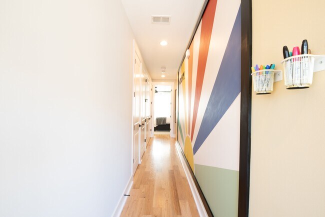 Building Photo - 294 Reed Walk SW