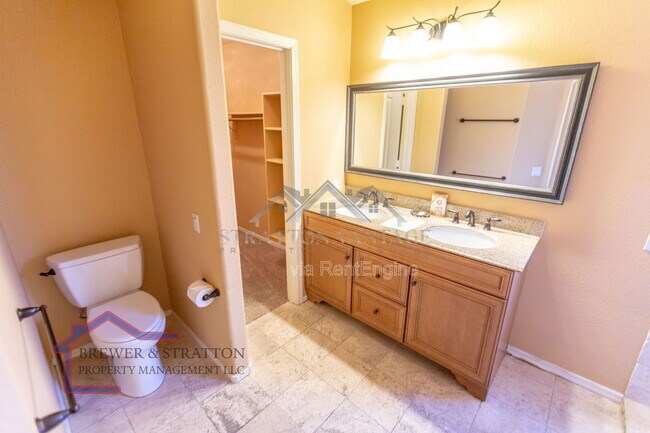 Building Photo - 1101 N Jackson St