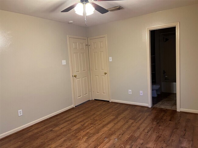 Building Photo - 5314 Tallowpine Terrace