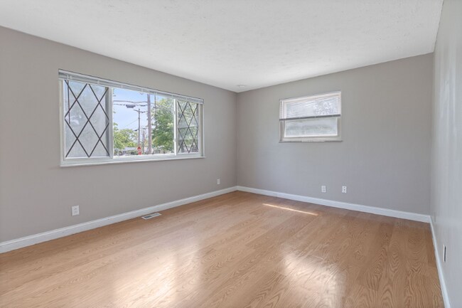 Building Photo - 11501 Hanover Rd