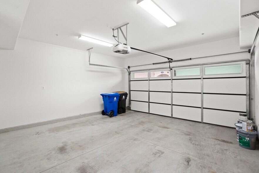 Building Photo - 11575 Lemp Ct