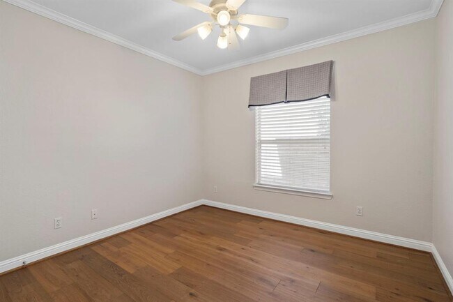 Building Photo - 8503 Stones Throw Ln