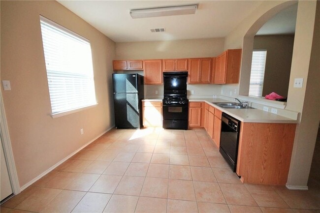 Building Photo - 713 Jane Austen Trail