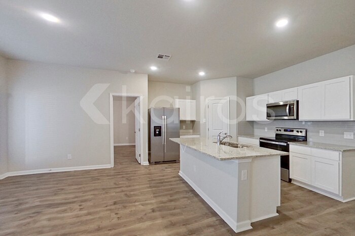 Building Photo - 208 Yardley Ct
