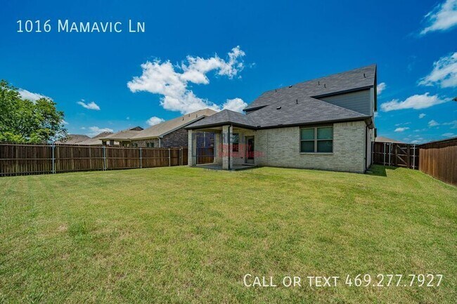Building Photo - 1016 Mamavic Ln