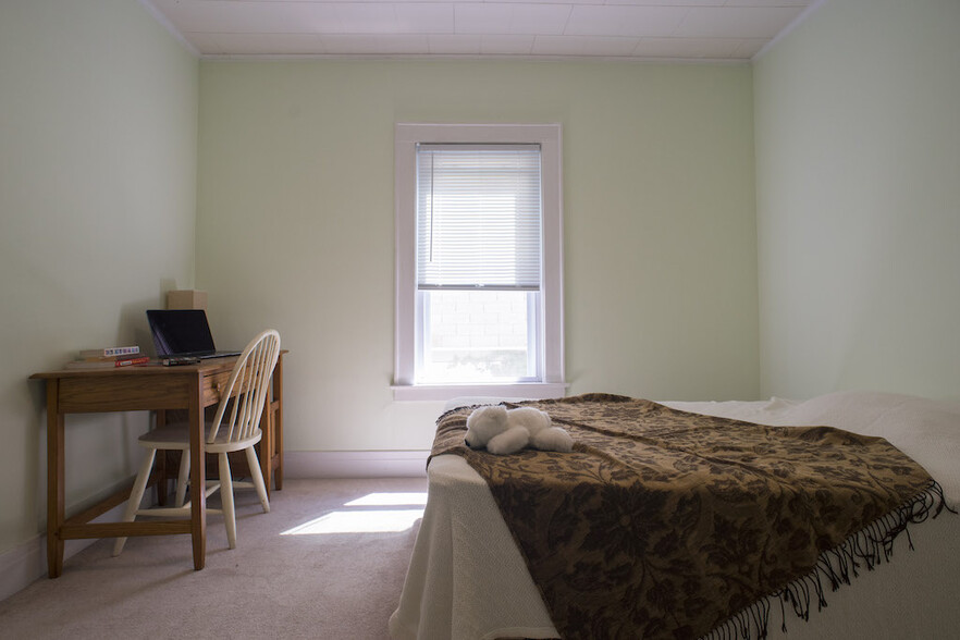 bedroom 1 - 705 Ackerman Ave