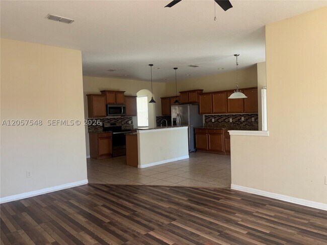 Building Photo - 2579 Carrickton Cir