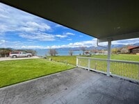 Building Photo - Lake Front Rental