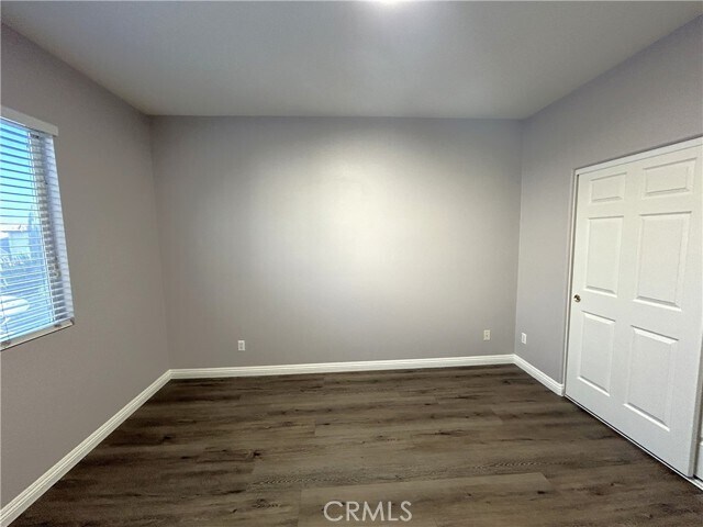 Building Photo - 11855 Silver