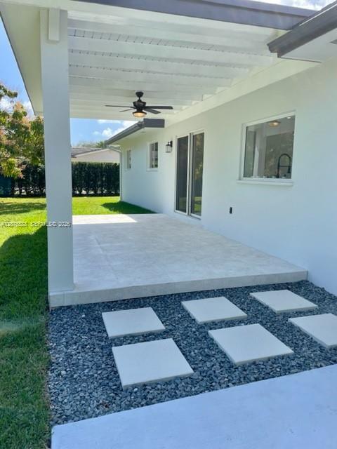 Building Photo - 17051 SW 85th Ave