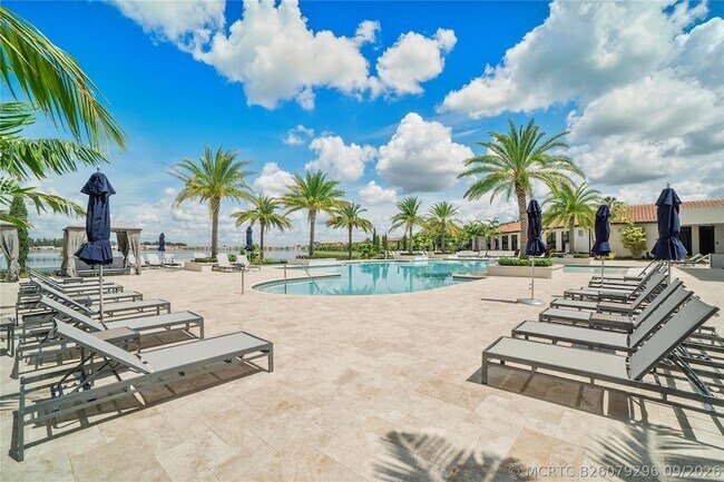 Building Photo - 11785 Waterway Cir