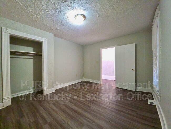 Building Photo - 417 North St