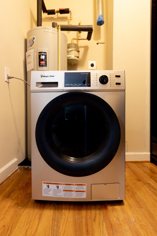 Building Photo - 430 Irving St NW