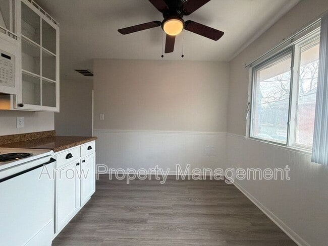 Building Photo - 1444 S 20th St