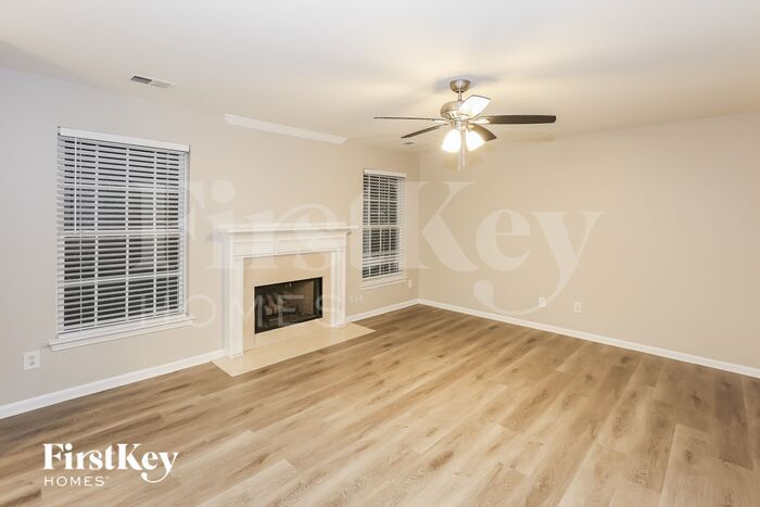 Building Photo - 4343 Crestline Ln