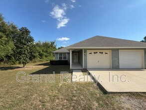 Building Photo - 6909 Ella St