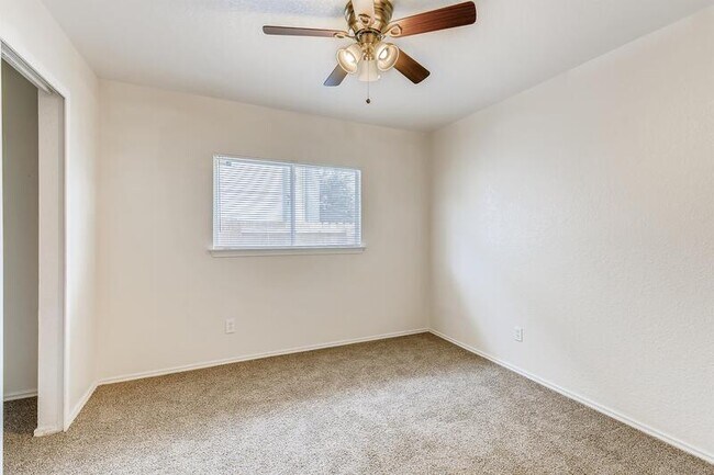 Building Photo - 9042 Camino Rey