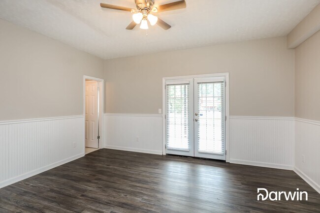 Building Photo - 560 Canterbury Lane, Lawrenceville, GA 30046