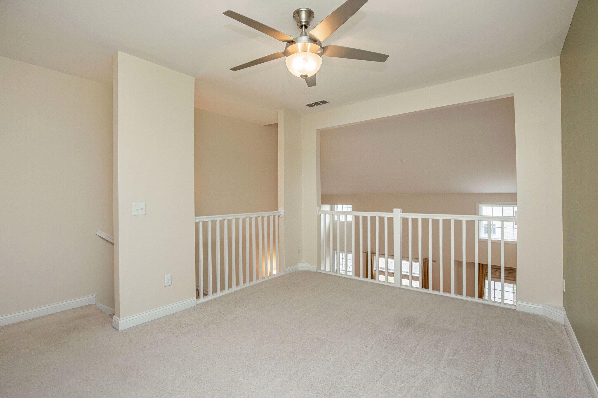 Building Photo - 517 N Park Ave