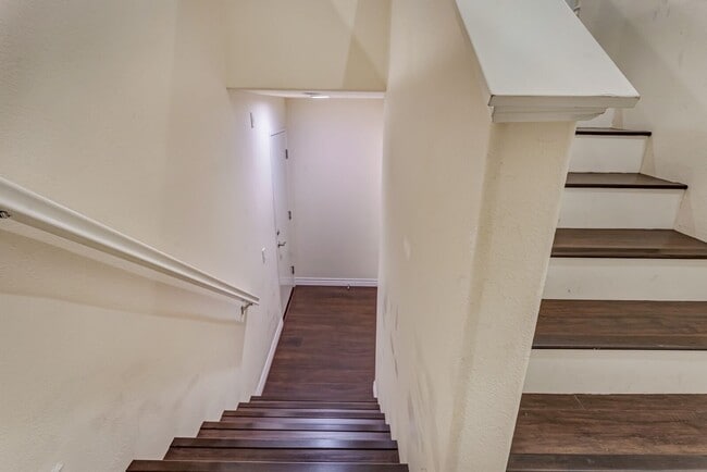 Building Photo - Lux 2 Bed 2 Bath Condo at the Spectrum!