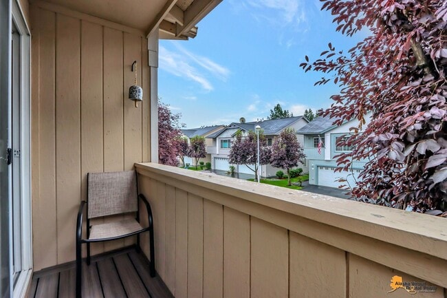 Building Photo - Stunning 3 Bedroom Home in East Anchorage with Garage