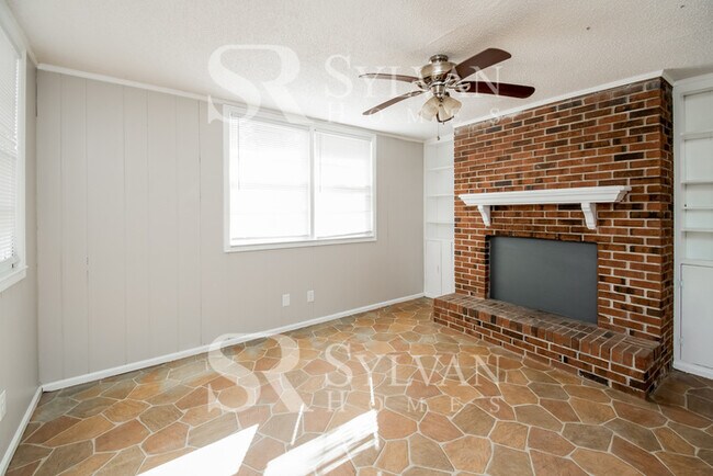 Building Photo - At Last, This Is What You Have Been Searching For!