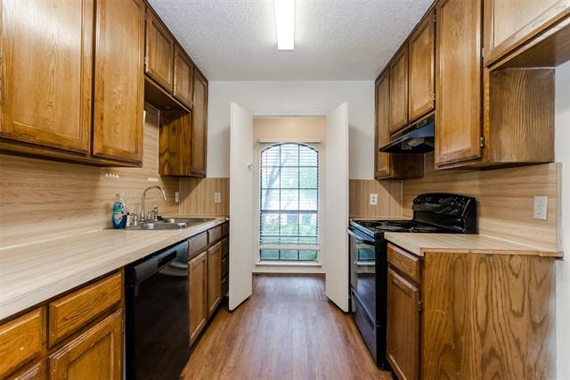 Building Photo - 2301 Kingsford Ct