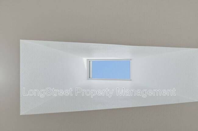 Building Photo - 812 S 19th St