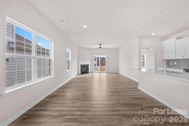 Building Photo - 1609 Swallow Tail Dr