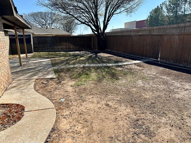 Building Photo - 5821 80th St