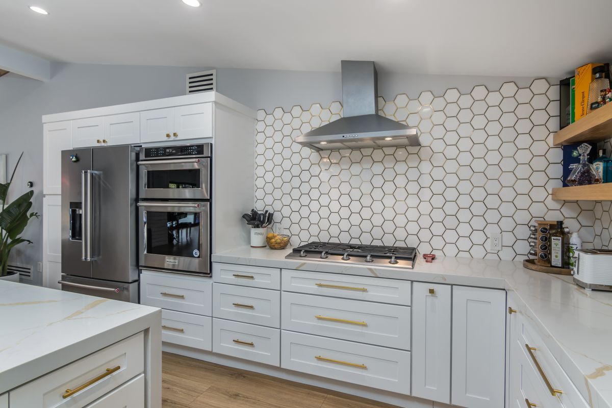 Building Photo - 4821 Heaven Ave