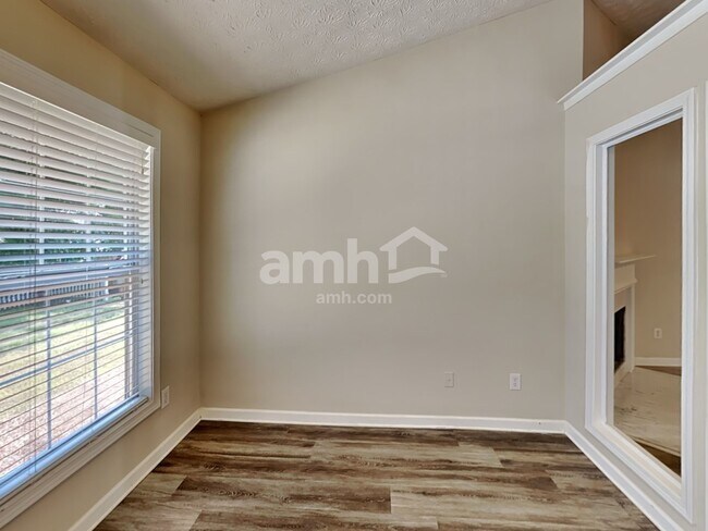 Building Photo - 2085 Morgans Run Trl