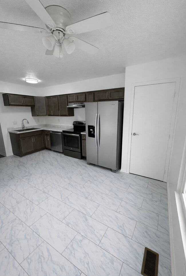 Building Photo - 3873 Millstone Rd