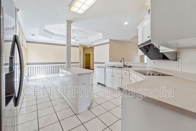 Building Photo - 790 Prairie Ln