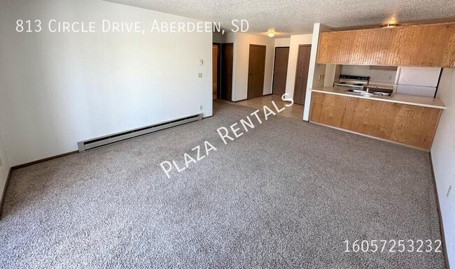Building Photo - 307 11th Ave NW