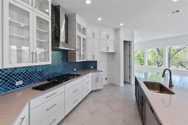 Building Photo - 405 Ocate Mesa Trail