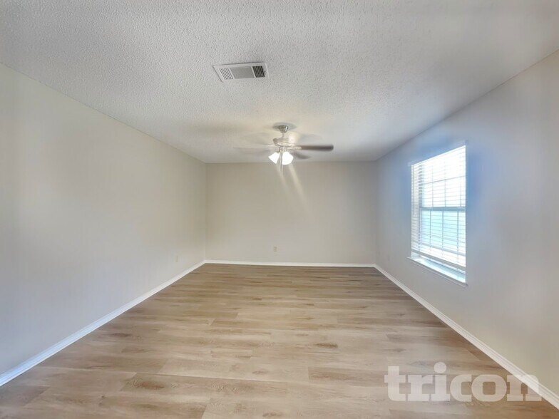 Building Photo - 1110 Orangewood Ln