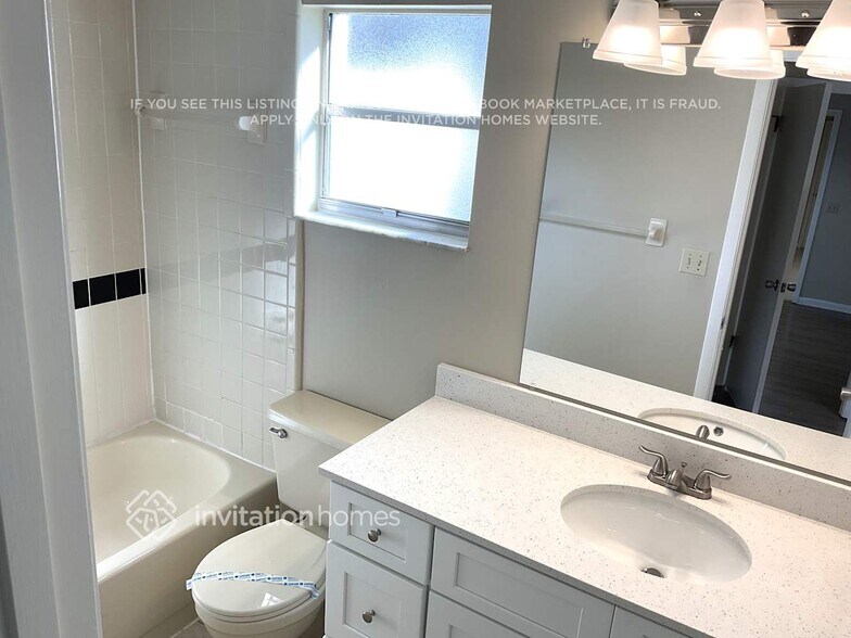 Building Photo - 798 S Atmore Cir