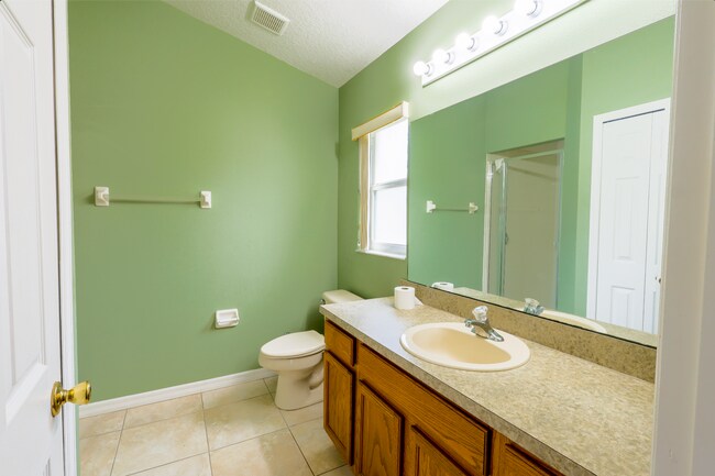 Building Photo - 2674 Willow Glen Cir