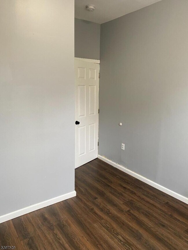 Building Photo - 540 S 20th St