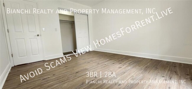 Building Photo - 3015 48th Ave Dr E