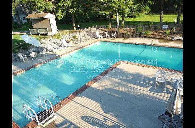 Building Photo - 5637 W Racquet Rd