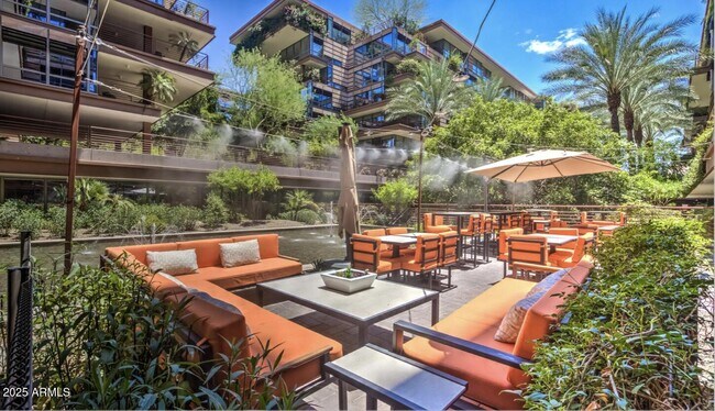 Building Photo - 7141 E Rancho Vista Dr