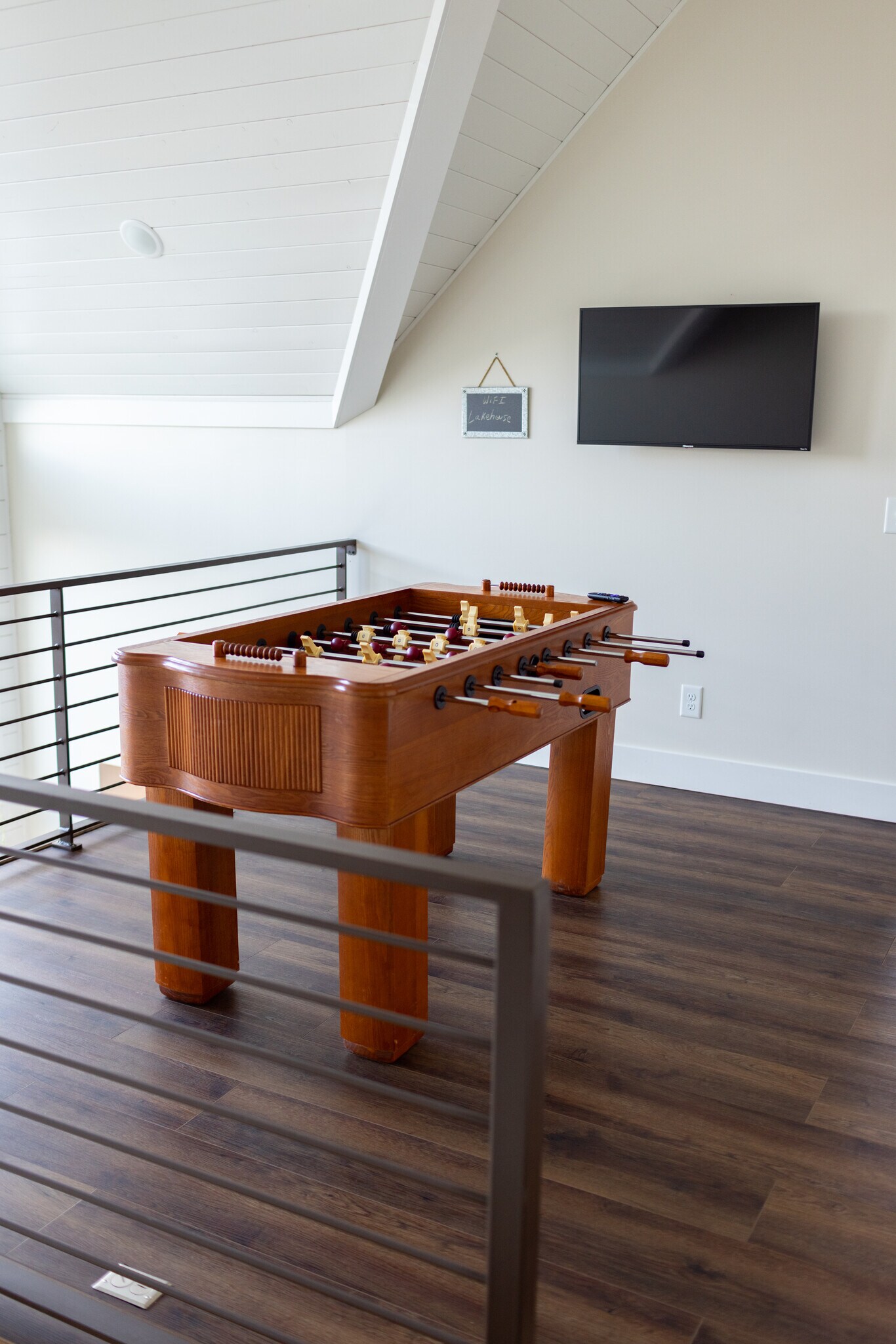 Building Photo - 210 Gail Dr