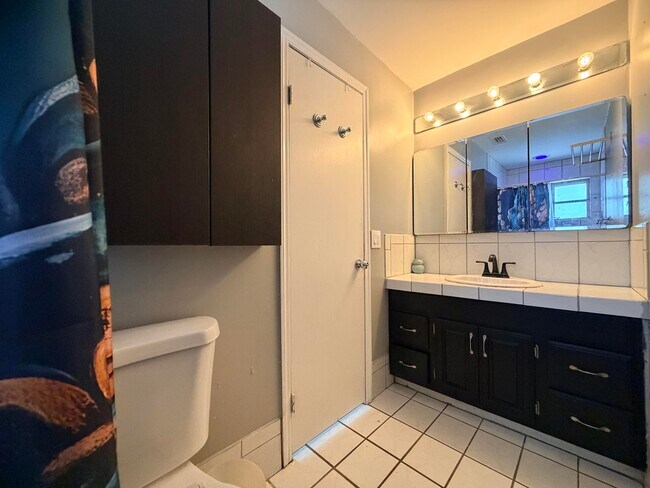 Building Photo - 8381 NW 28th Pl