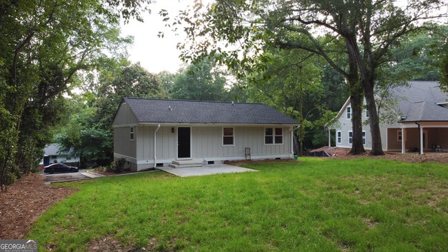 Building Photo - 165 Habersham Dr